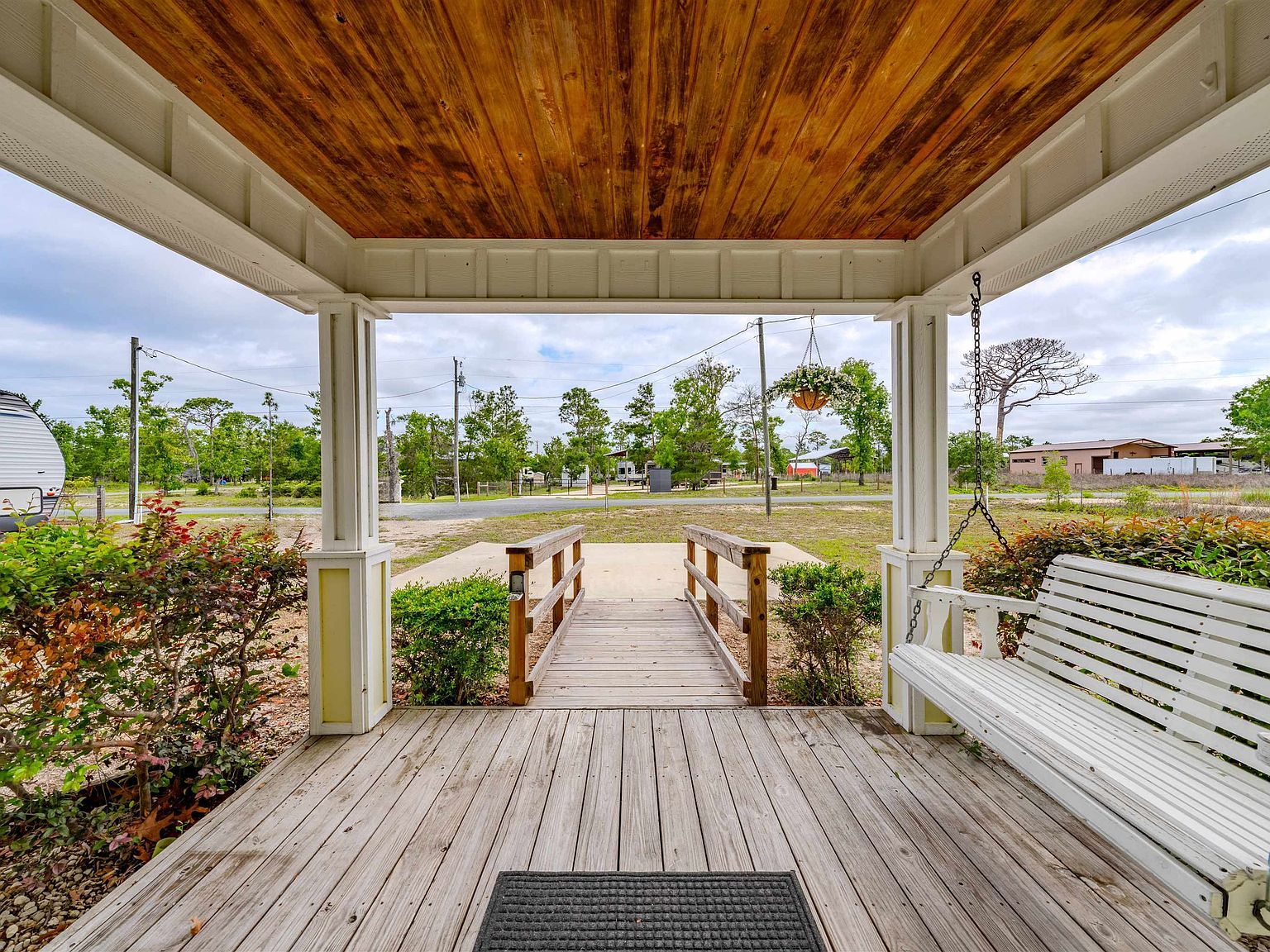 196 Leslie Ln Perry, FL 32348 - Thumbnail 3