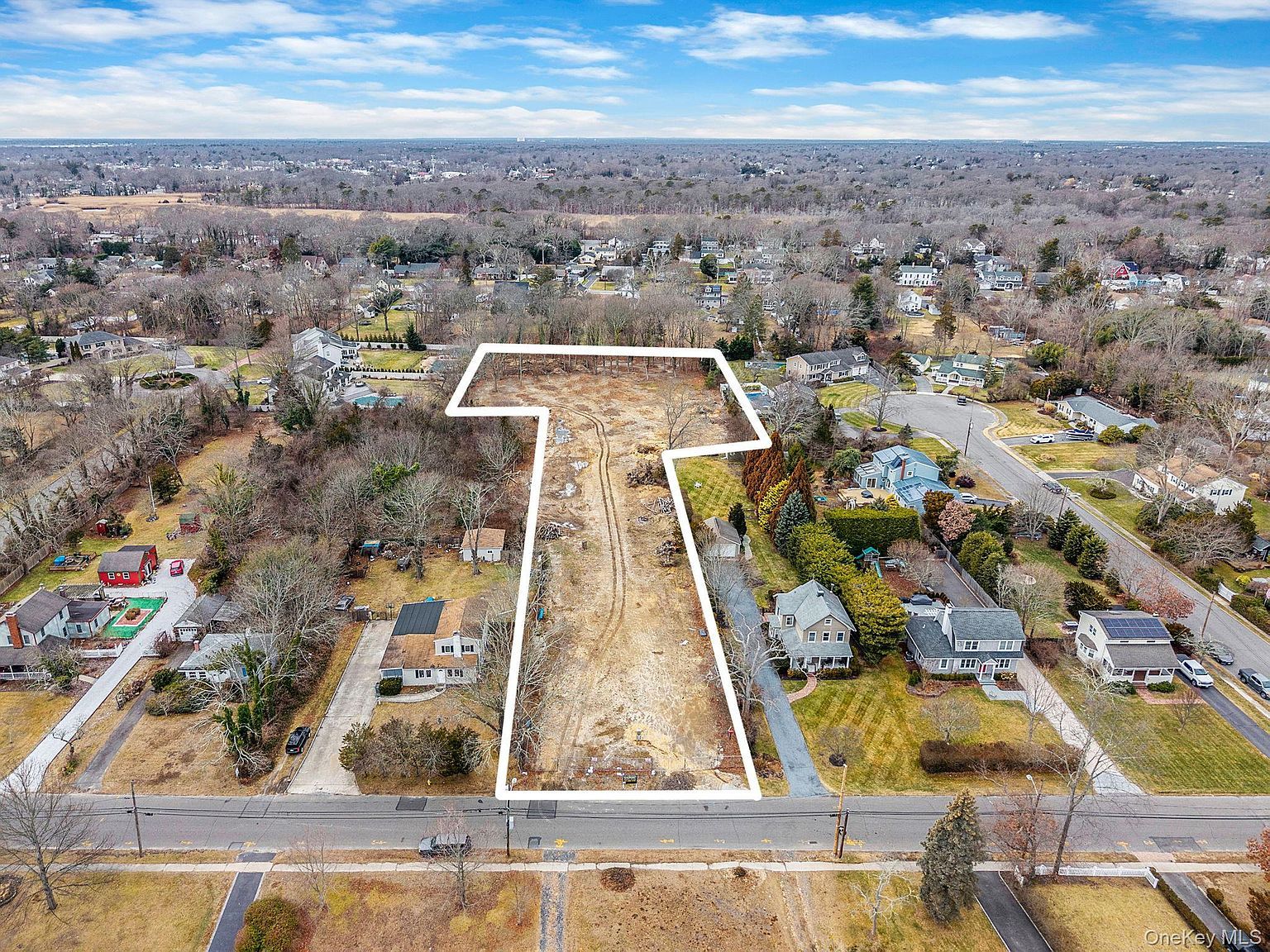 92 Oakwood Ave Bayport, NY 11705 - Thumbnail 3