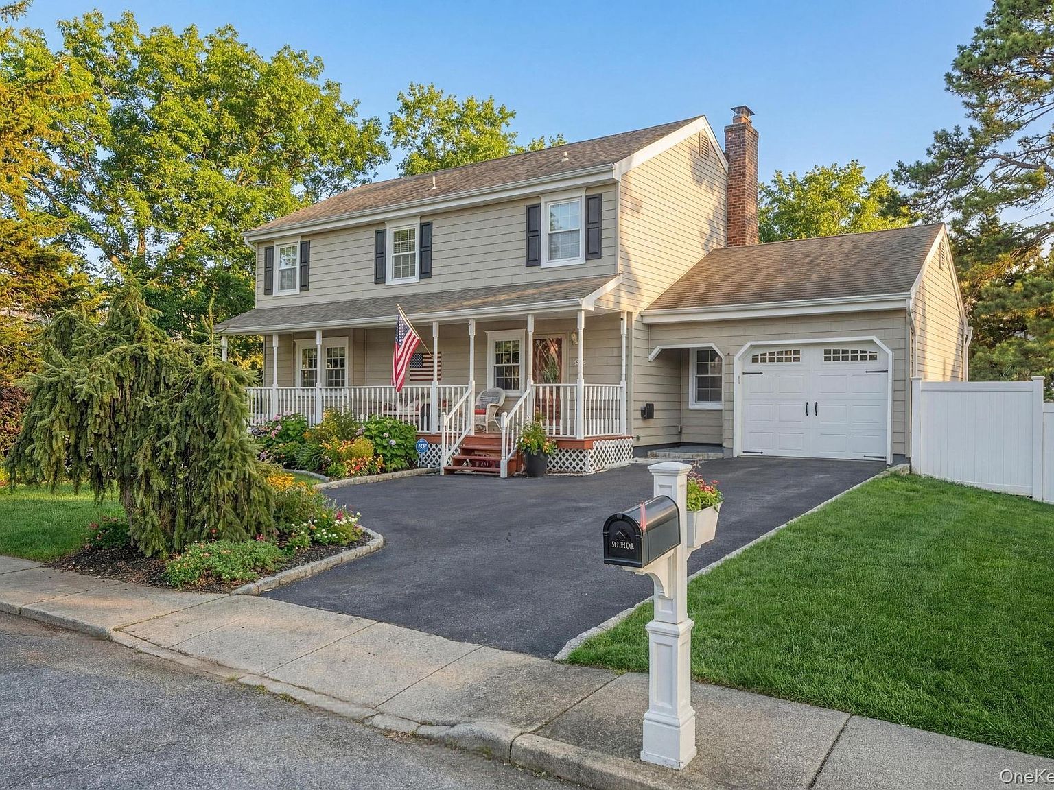 1 6th St Nesconset, NY 11767 - Thumbnail 3