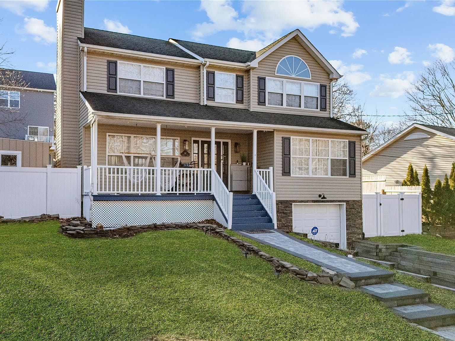 62 Sunburst Dr Rocky Point, NY 11778 - Thumbnail 3