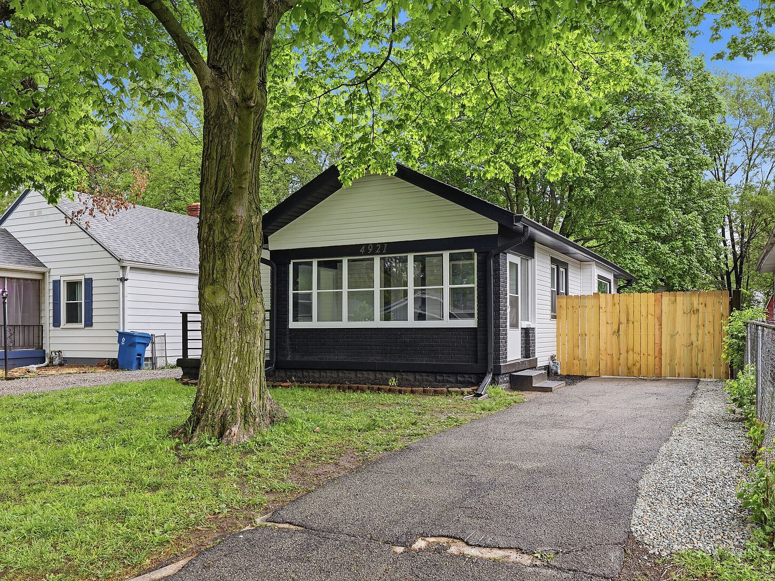 4921 Crittenden Ave Indianapolis, IN 46205 - Thumbnail 3