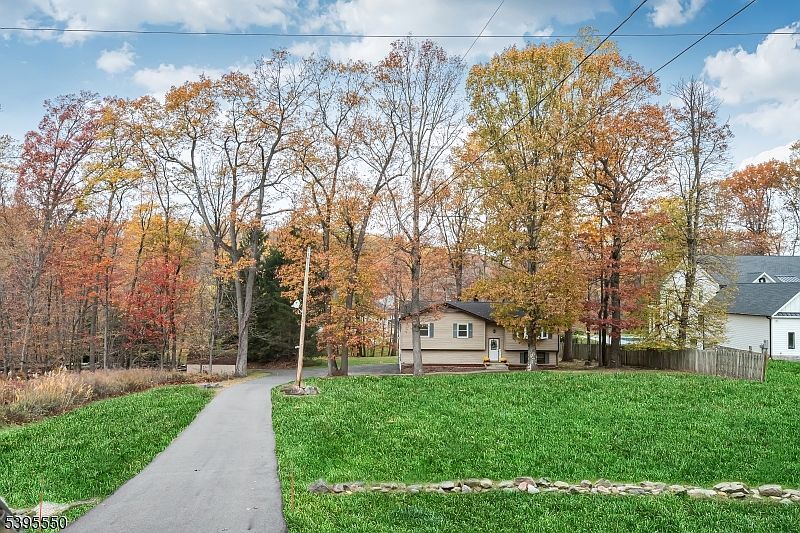 41 Shongum Rd Randolph, NJ 07869 - Thumbnail 3