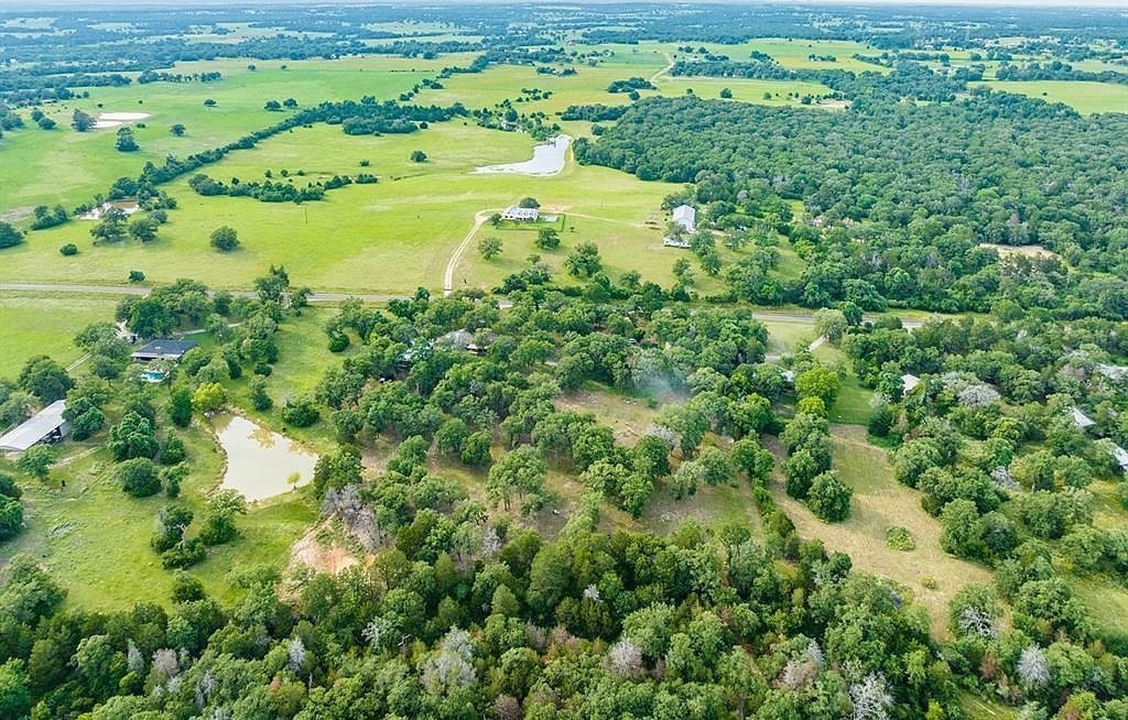 7338 Fm 1624 Lexington, TX 78947 - Thumbnail 3