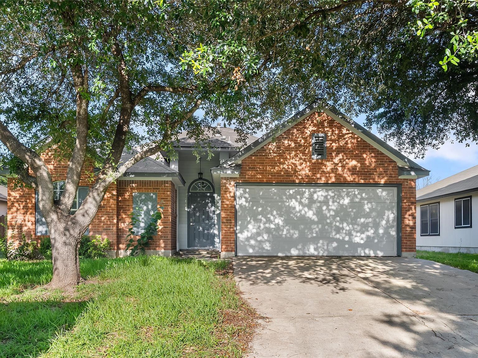 110 Estate Cv Hutto, TX 78634 - Thumbnail 3