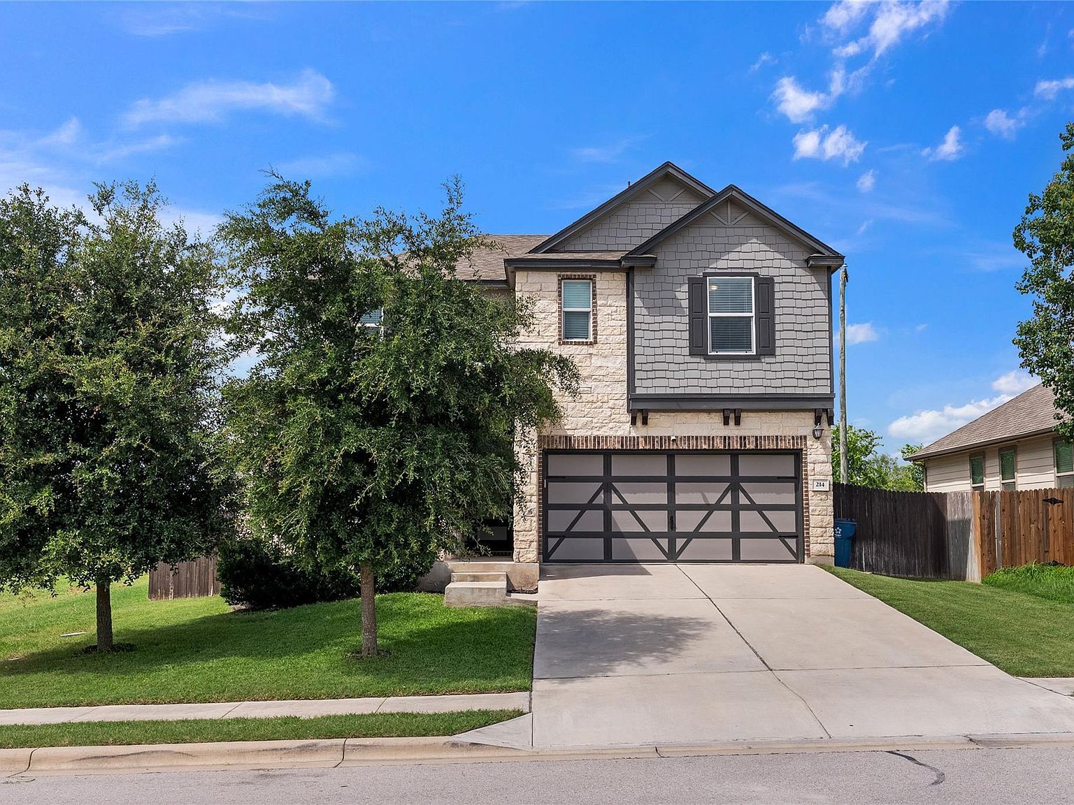 214 Saranac Dr Elgin, TX 78621 - Thumbnail 3