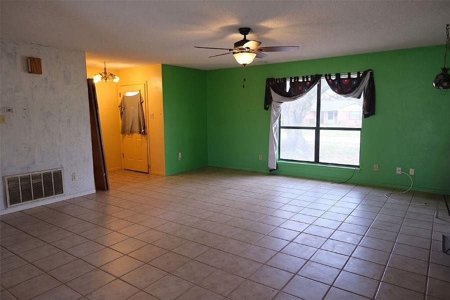 240 McAcres Dr Mc Dade, TX 78650 - Thumbnail 3