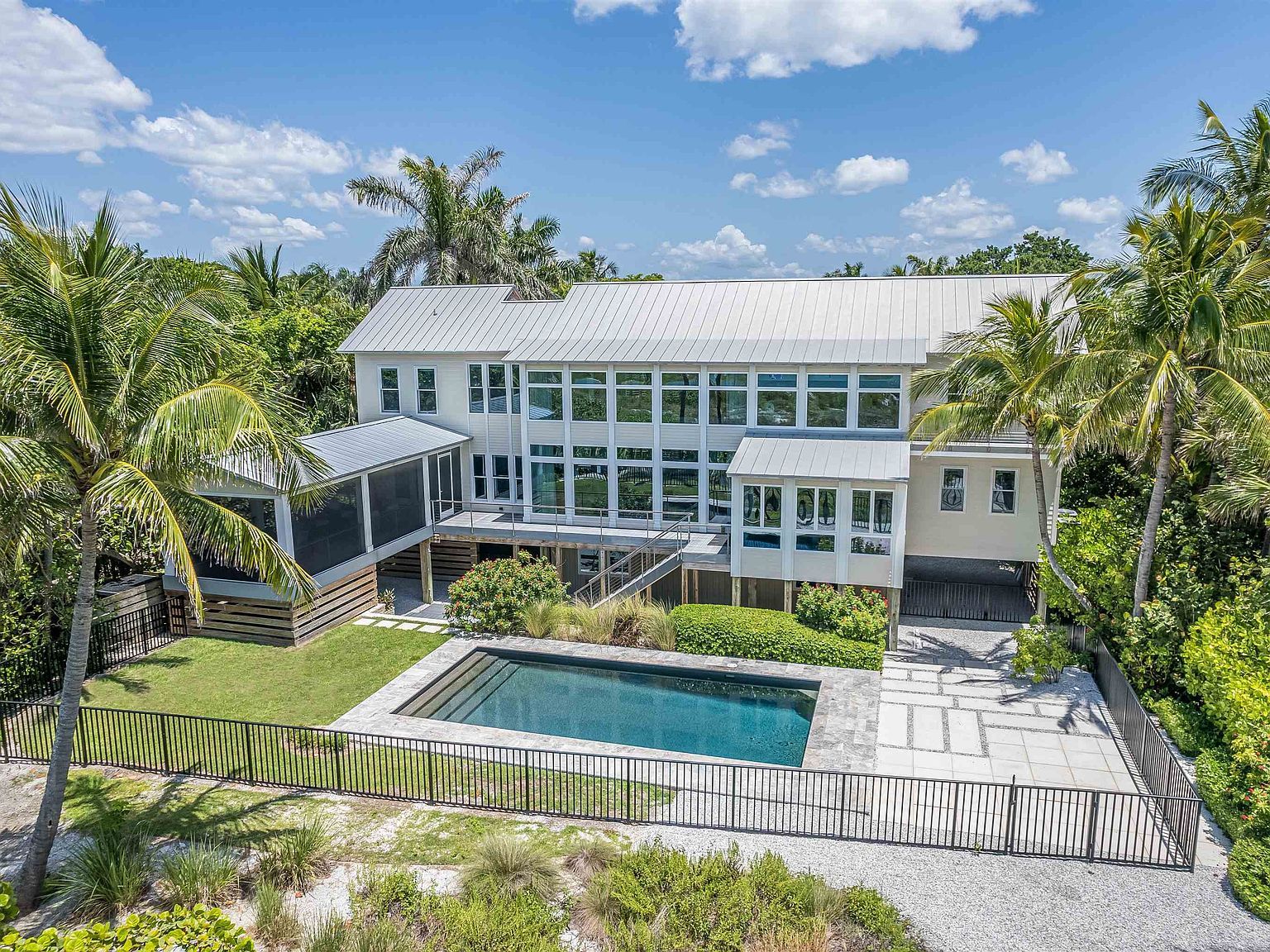 16512 Captiva Dr Captiva, FL 33924 - Thumbnail 3