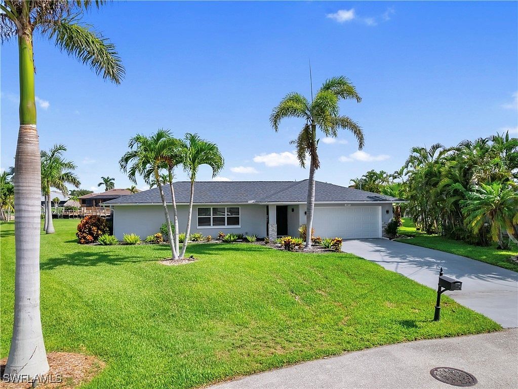 2415 SW 43rd St Cape Coral, FL 33914 - Thumbnail 3