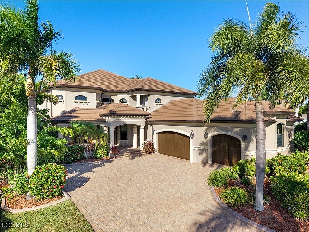 848 W Cape Estates Cir Cape Coral, FL 33993 - Thumbnail 3