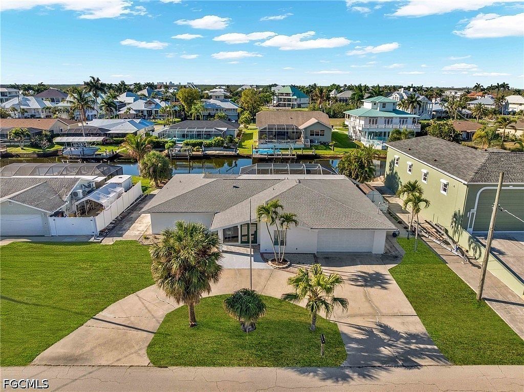 6401 Plumosa Ave Fort Myers, FL 33908 - Thumbnail 3