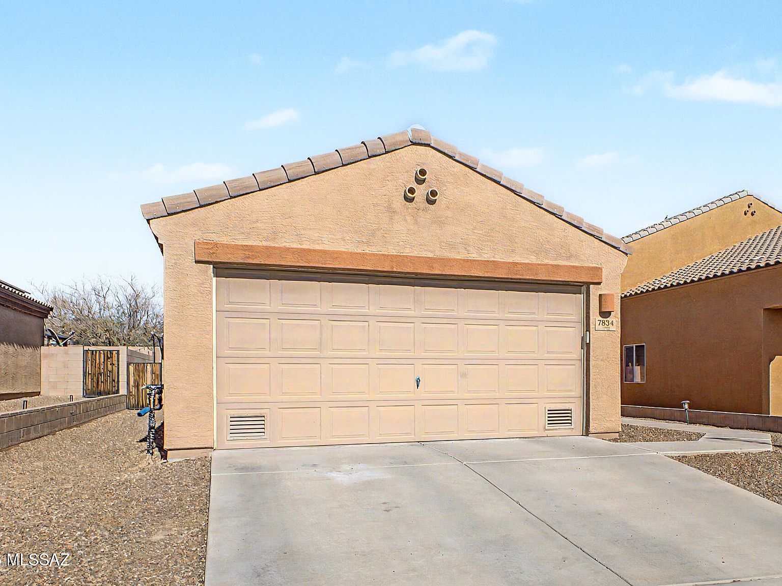 7834 N Jewelflower Dr Tucson, AZ 85741 - Thumbnail 3