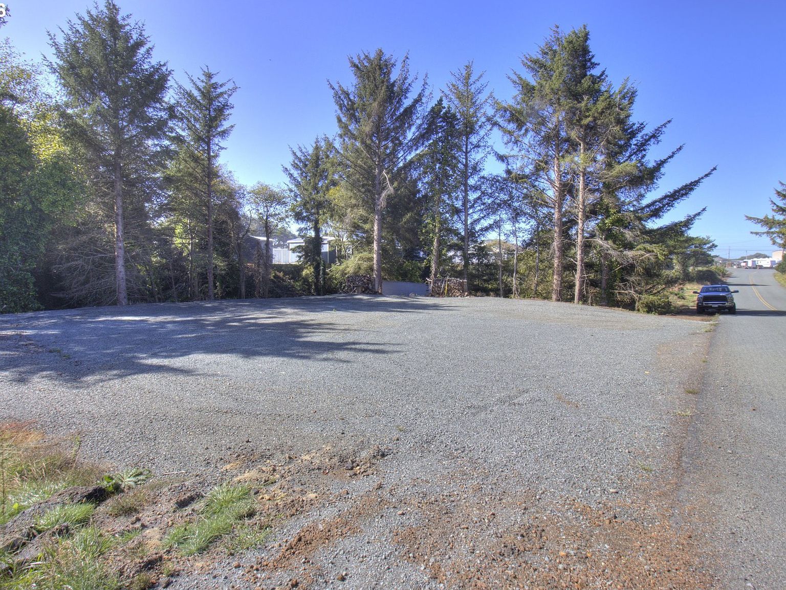 Grange Rd Gold Beach, OR 97444 - Thumbnail 3