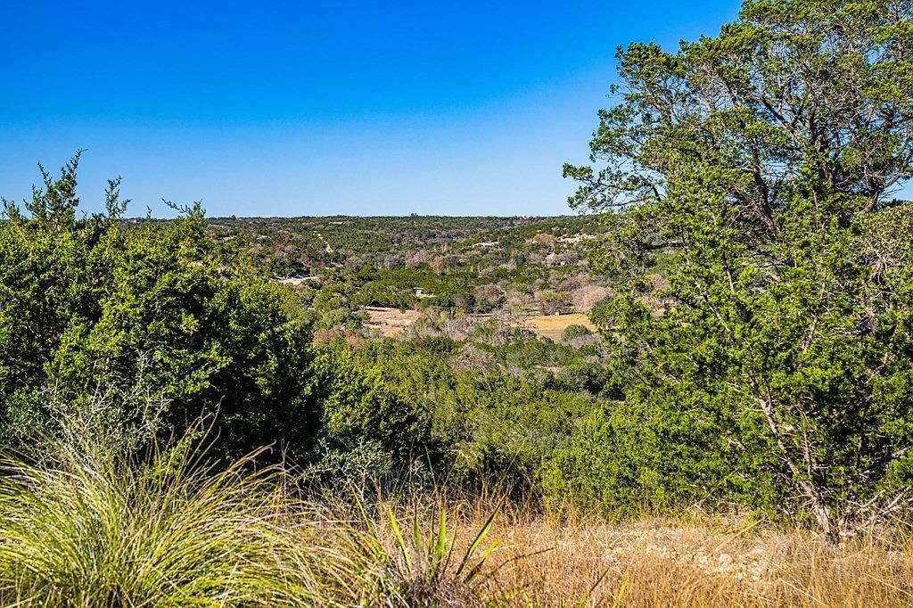 230 Adkins Rd S Kerrville, TX 78028 - Thumbnail 3
