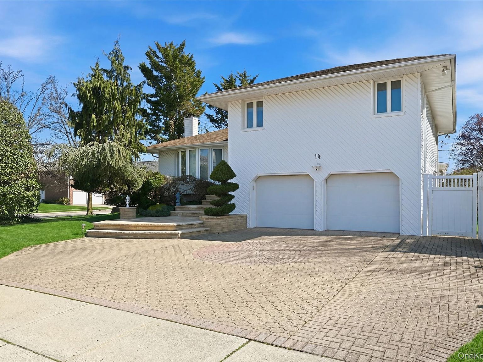 14 Millpond St Jericho, NY 11753 - Thumbnail 3