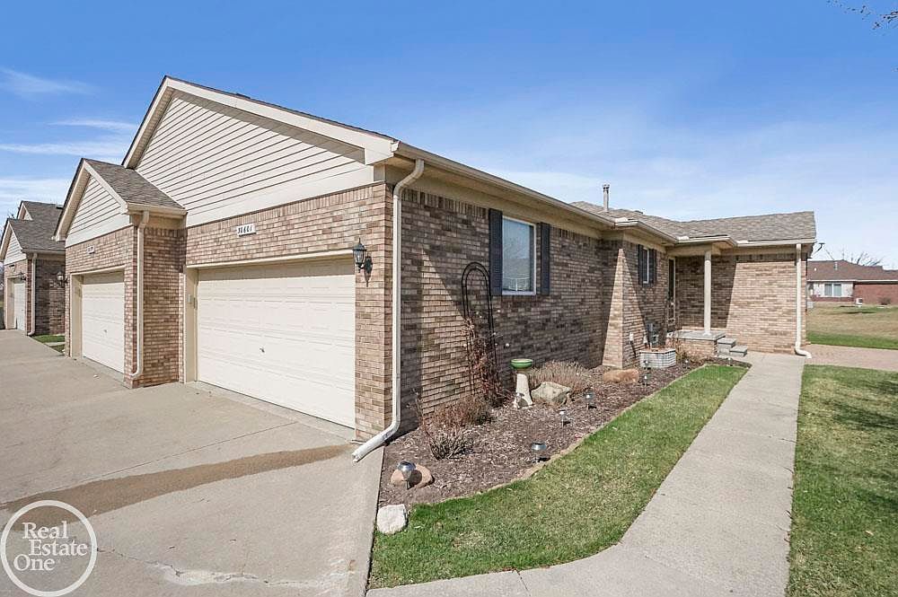 30601 Victoria Ct Chesterfield, MI 48051 - Thumbnail 3