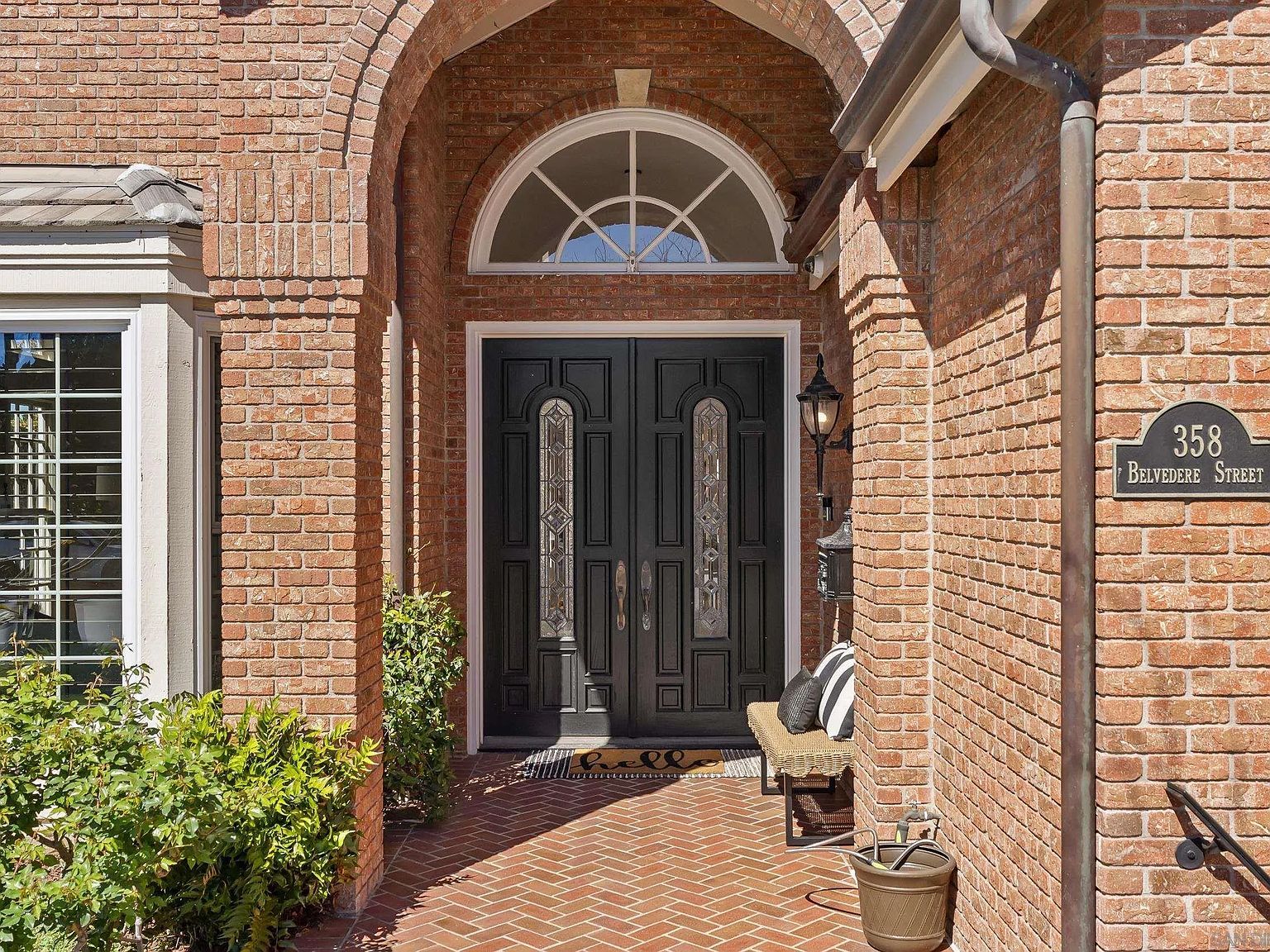 358 Belvedere St La Jolla, CA 92037 - Thumbnail 3