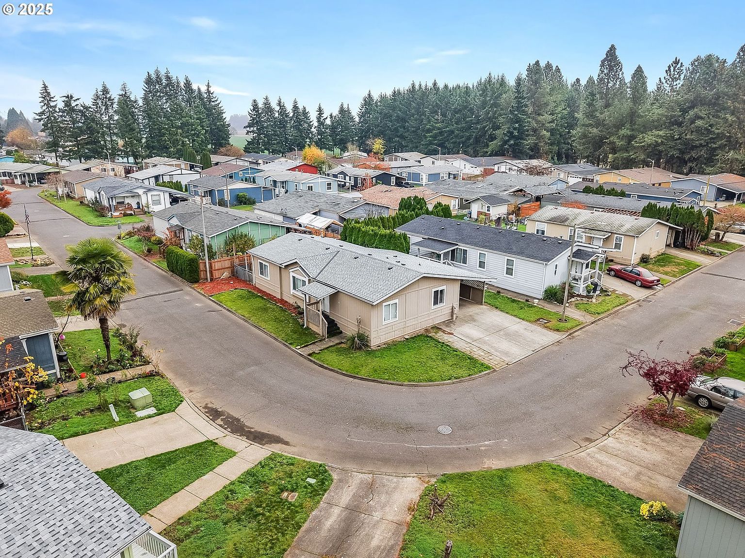 3921 Pacific Cir Hubbard, OR 97032 - Thumbnail 3