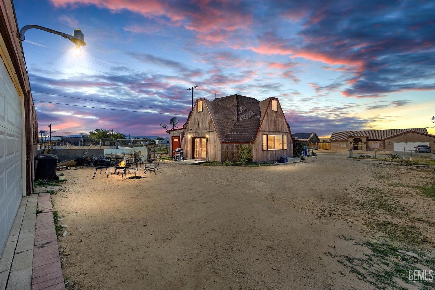 8812 Nipa Ave California City, CA 93505 - Thumbnail 3