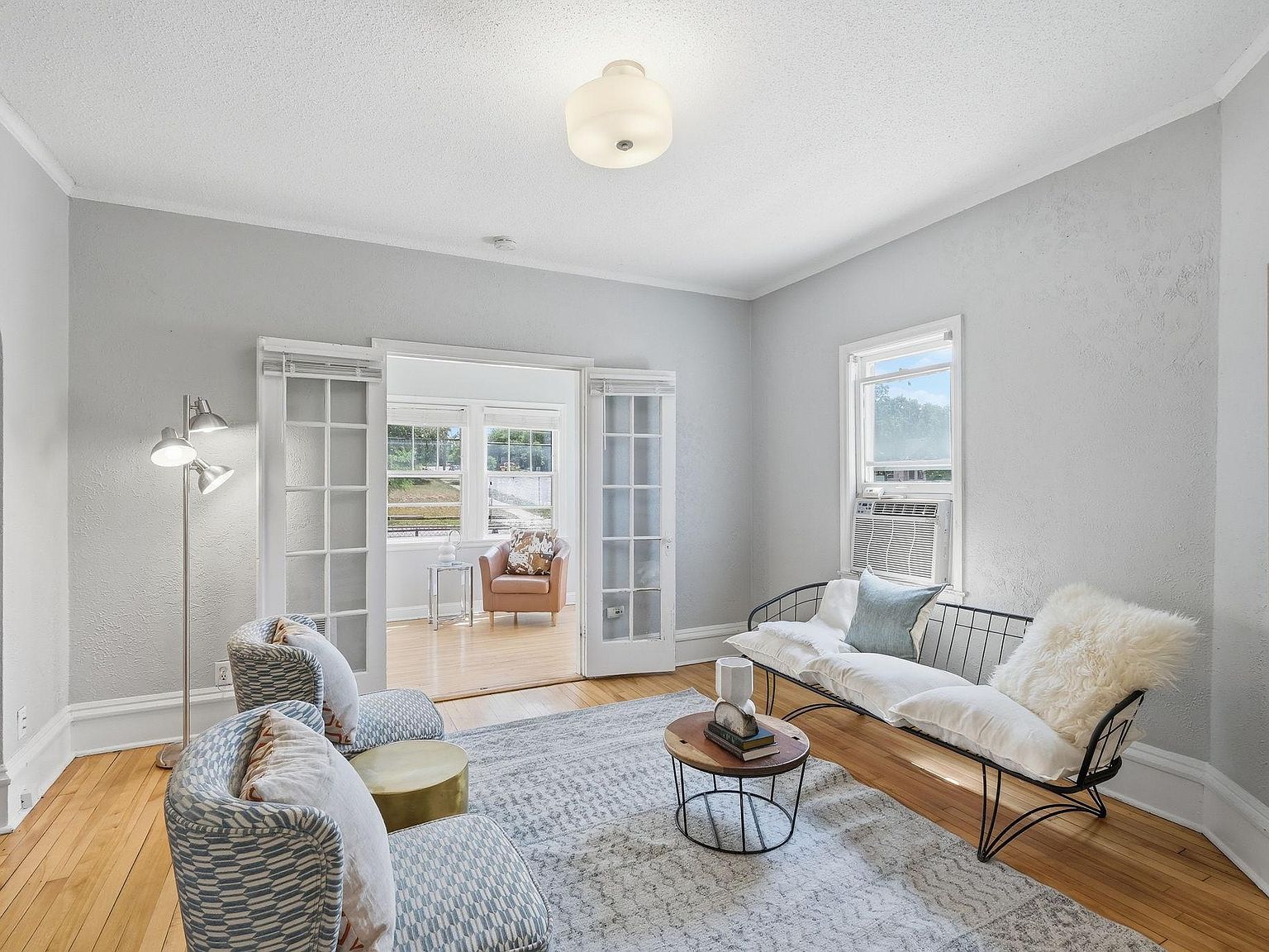 3954 Portland Ave Minneapolis, MN 55407 - Thumbnail 3