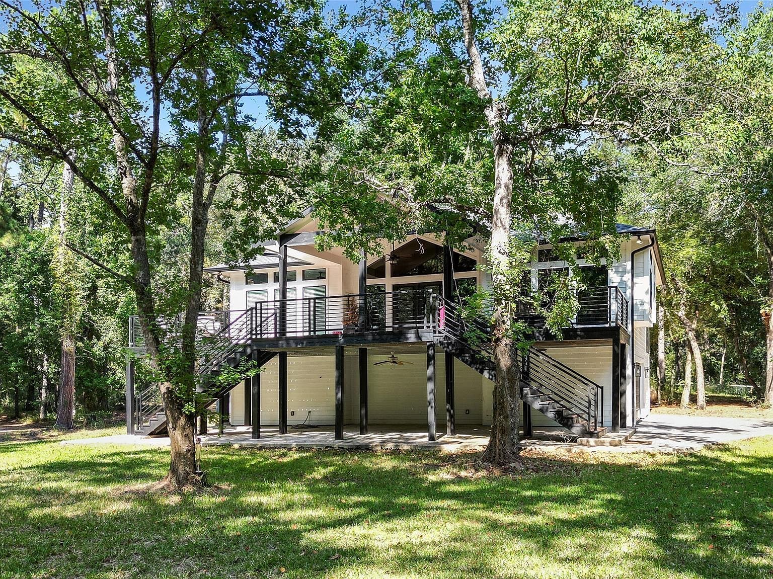 20002 Sapphire Cir Magnolia, TX 77355 - Thumbnail 3