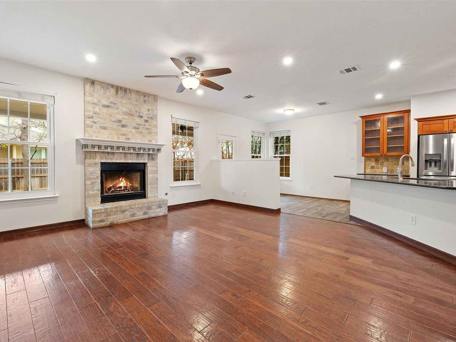 3912 Newland Dr Round Rock, TX 78681 - Thumbnail 3