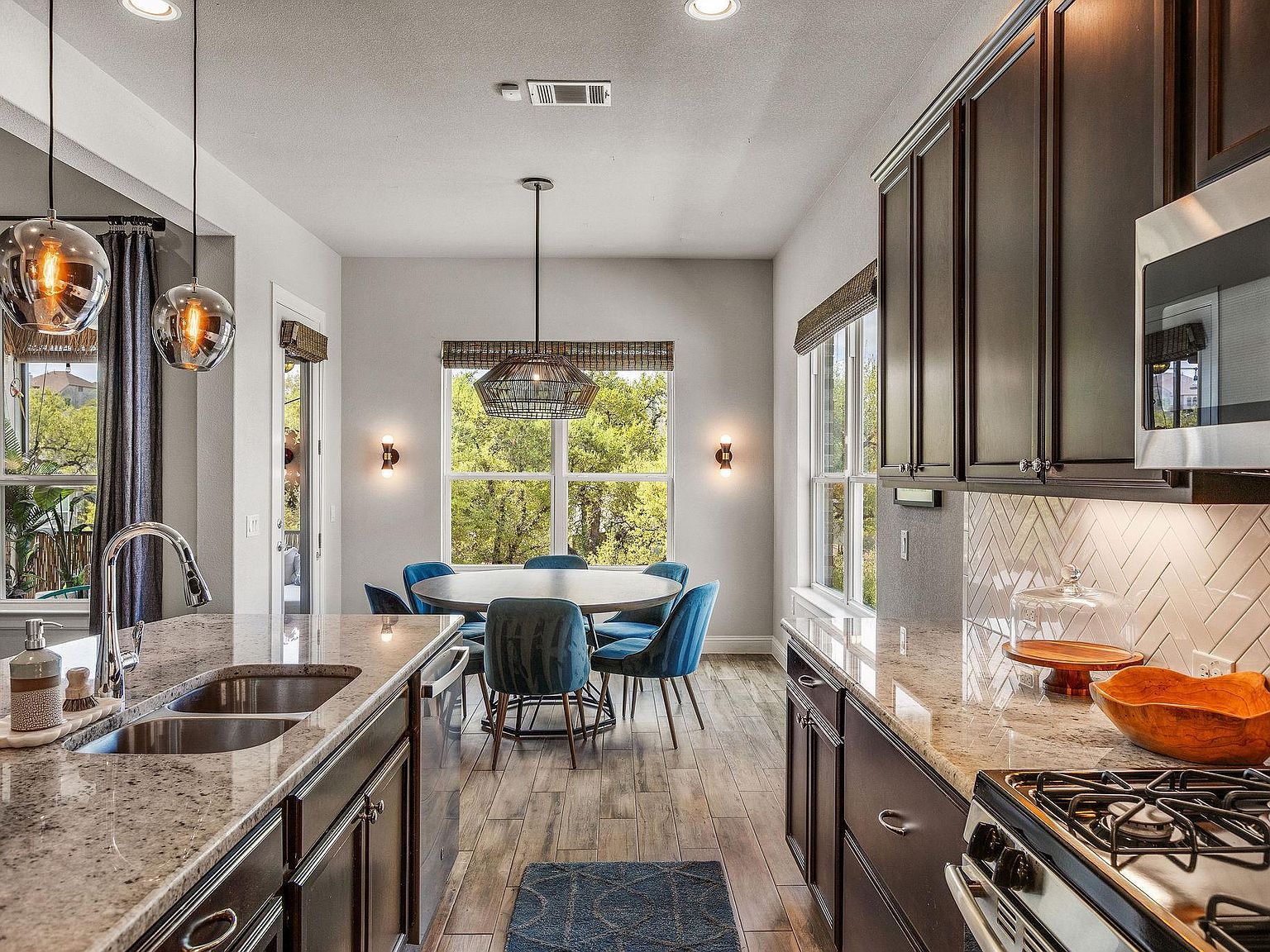 7012 Halesboro Dr Austin, TX 78736 - Thumbnail 3