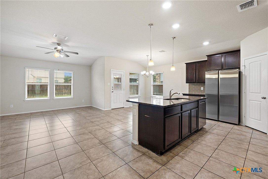 5586 Perdita Dr Killeen, TX 76513 - Thumbnail 3