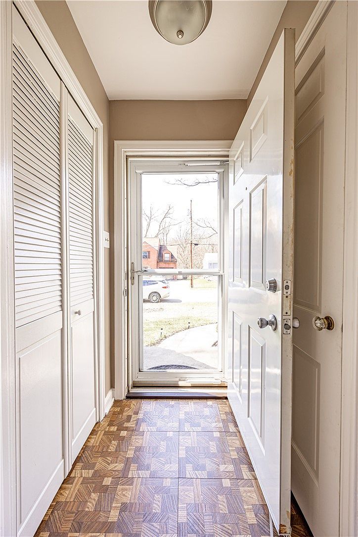 222 Glenview Dr New Kensington, PA 15068 - Thumbnail 3