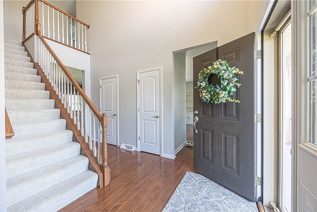 2045 Stone Bridge Ct Harrison City, PA 15636 - Thumbnail 3