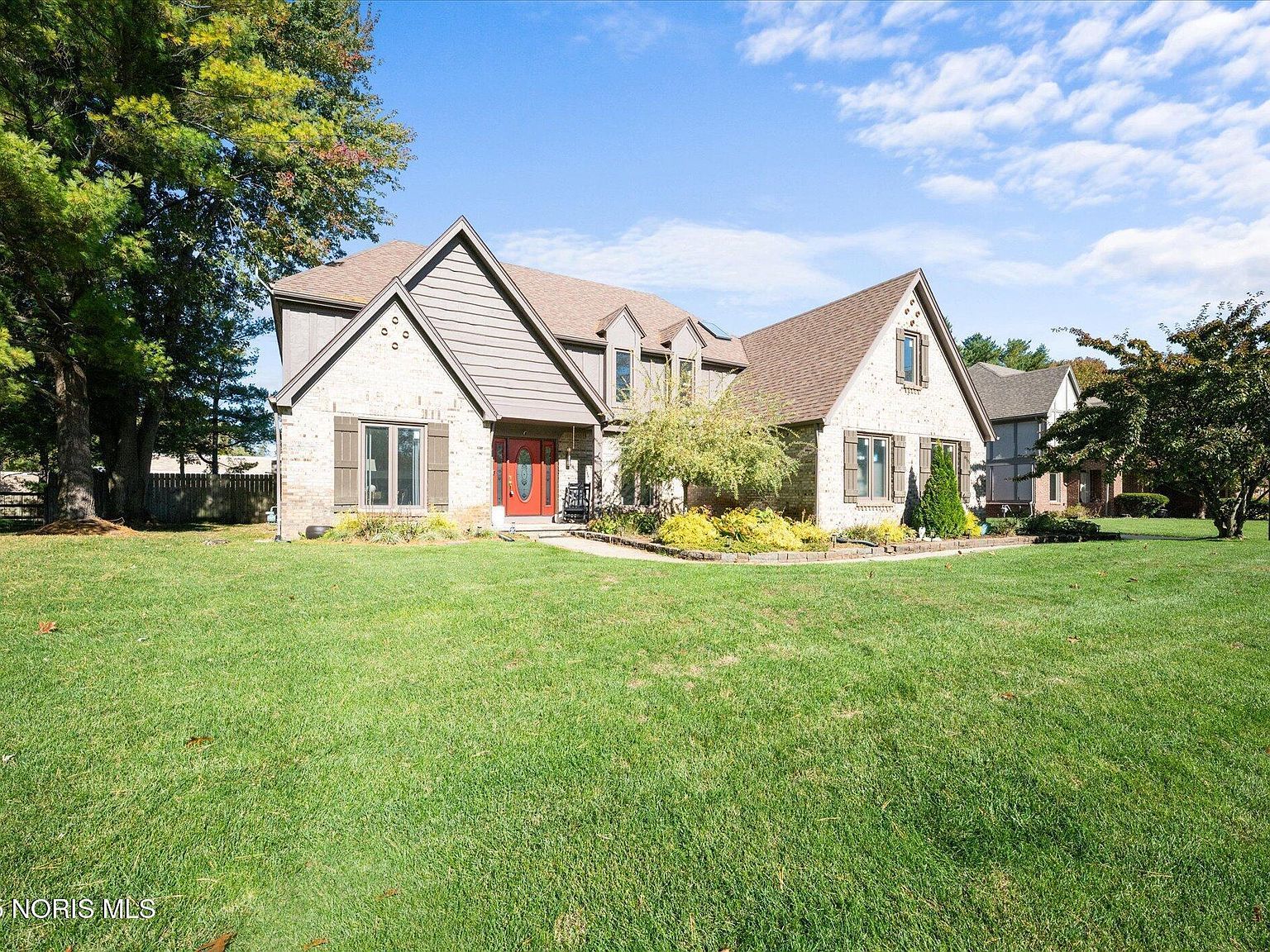 5004 Hunters Green Dr Toledo, OH 43623 - Thumbnail 3