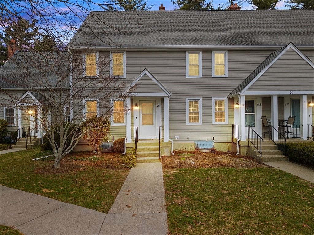 561 Twin Lakes Dr Halifax, MA 02338 - Thumbnail 3