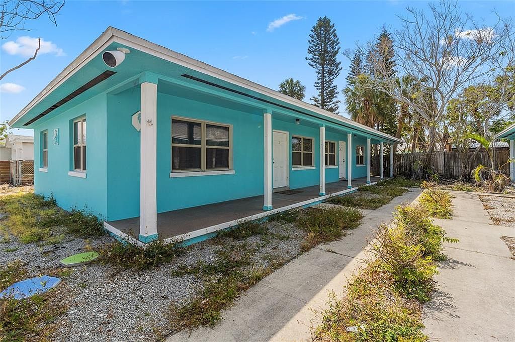 410 73rd Ave Saint Pete Beach, FL 33706 - Thumbnail 3