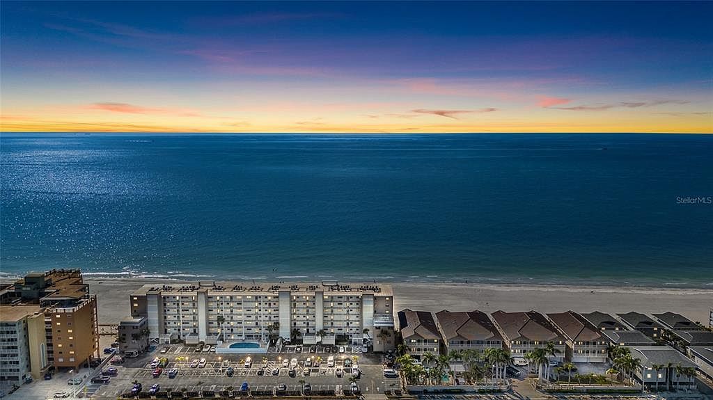 18650 Gulf Blvd APT 402 Indian Shores, FL 33785 - Thumbnail 3