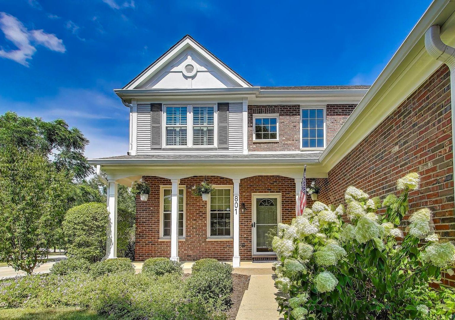 801 Dunhill Ct Gurnee, IL 60031 - Thumbnail 3