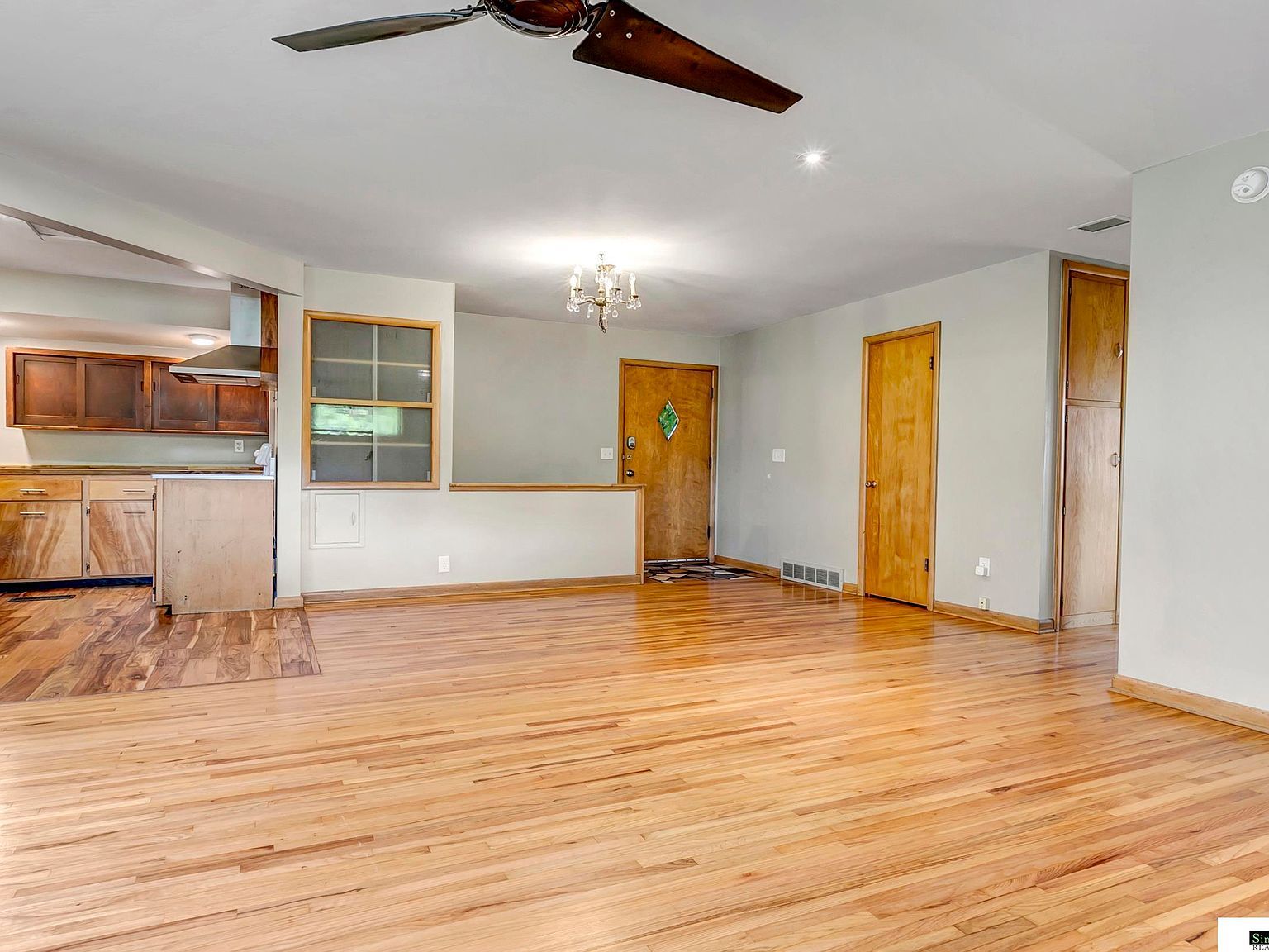 701 Dale Dr Lincoln, NE 68510 - Thumbnail 3