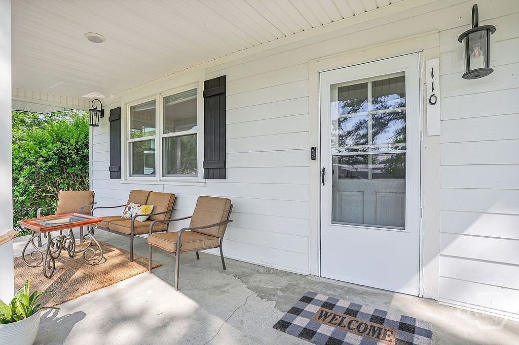 110 Laurel St Richmond Hill, GA 31324 - Thumbnail 3