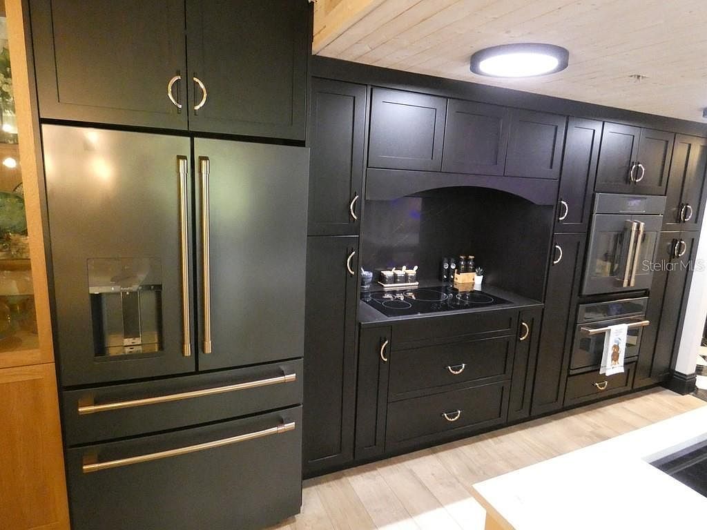 36750 Us Highway 19 N #20-305 Palm Harbor, FL 34684 - Thumbnail 3