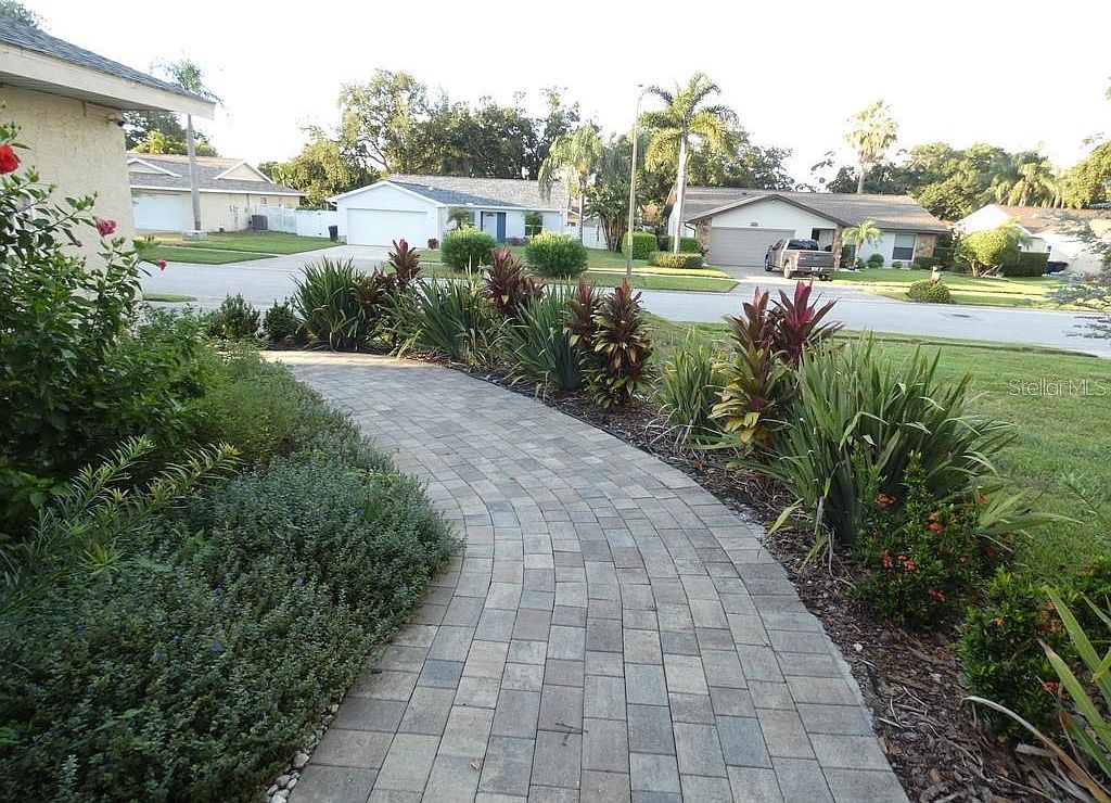 2755 Merlin Way Clearwater, FL 33761 - Thumbnail 3