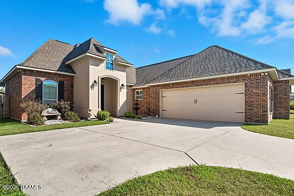 207 Lexi Falls Ln Broussard, LA 70518 - Thumbnail 3