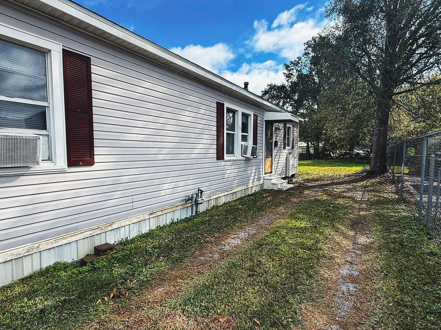 915 Center St New Iberia, LA 70560 - Thumbnail 3