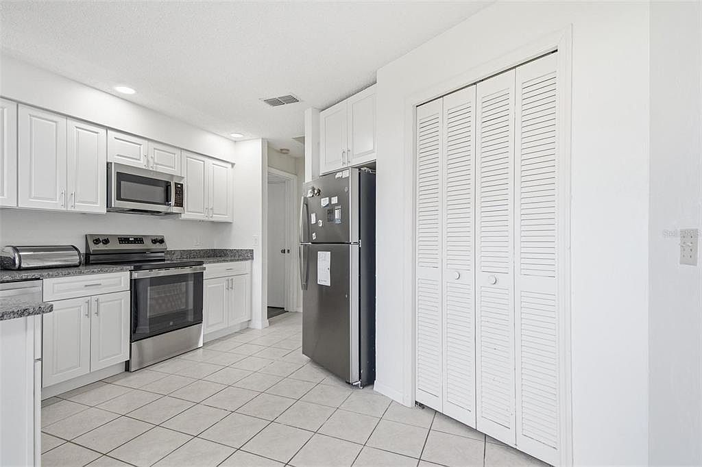 34 Wood Haven Dr Palm Coast, FL 32164 - Thumbnail 3