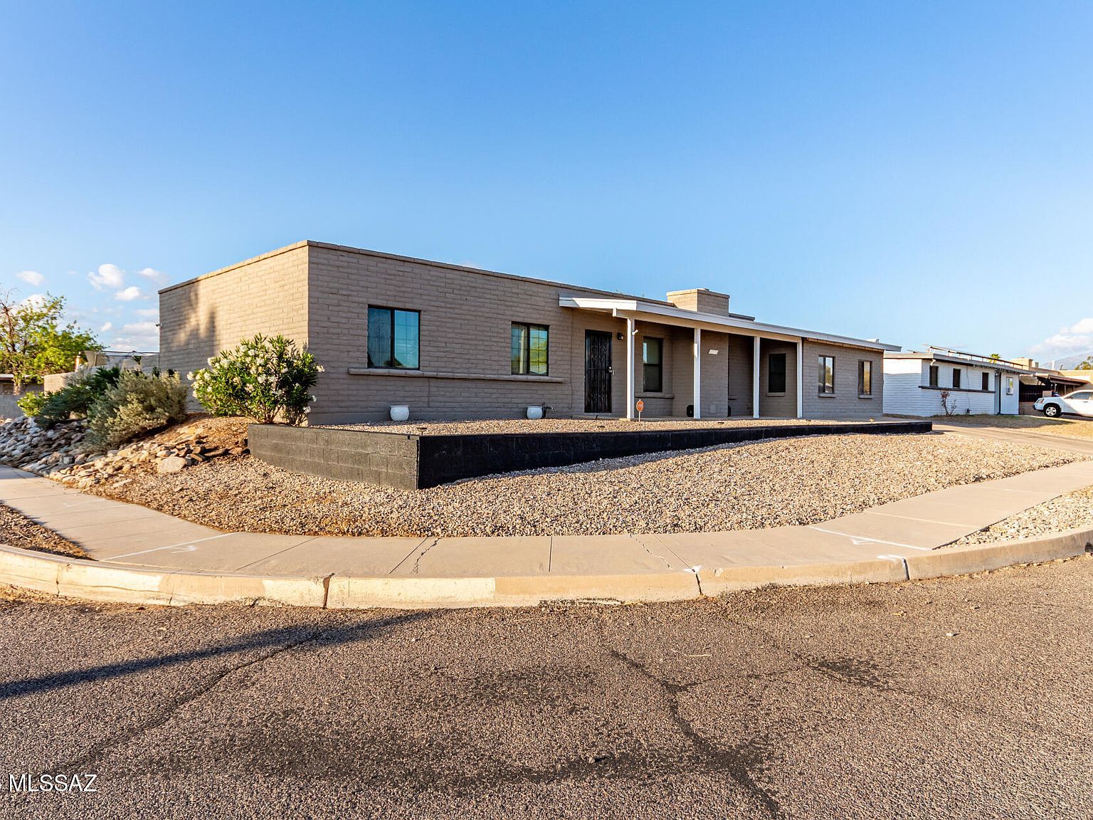 7601 E 45th St Tucson, AZ 85730 - Thumbnail 3