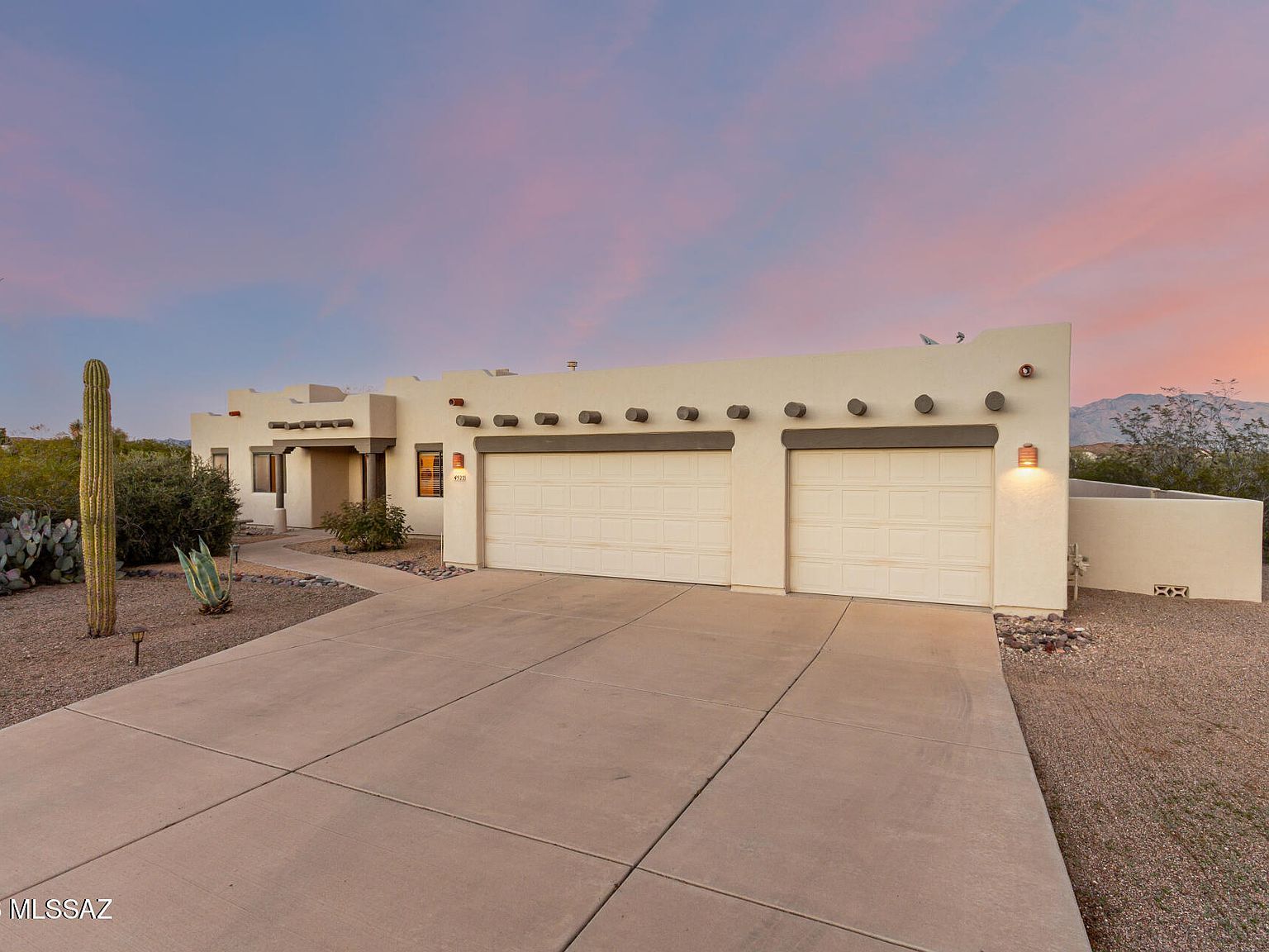 4522 W Sunset Plaza Ct Tucson, AZ 85743 - Thumbnail 3