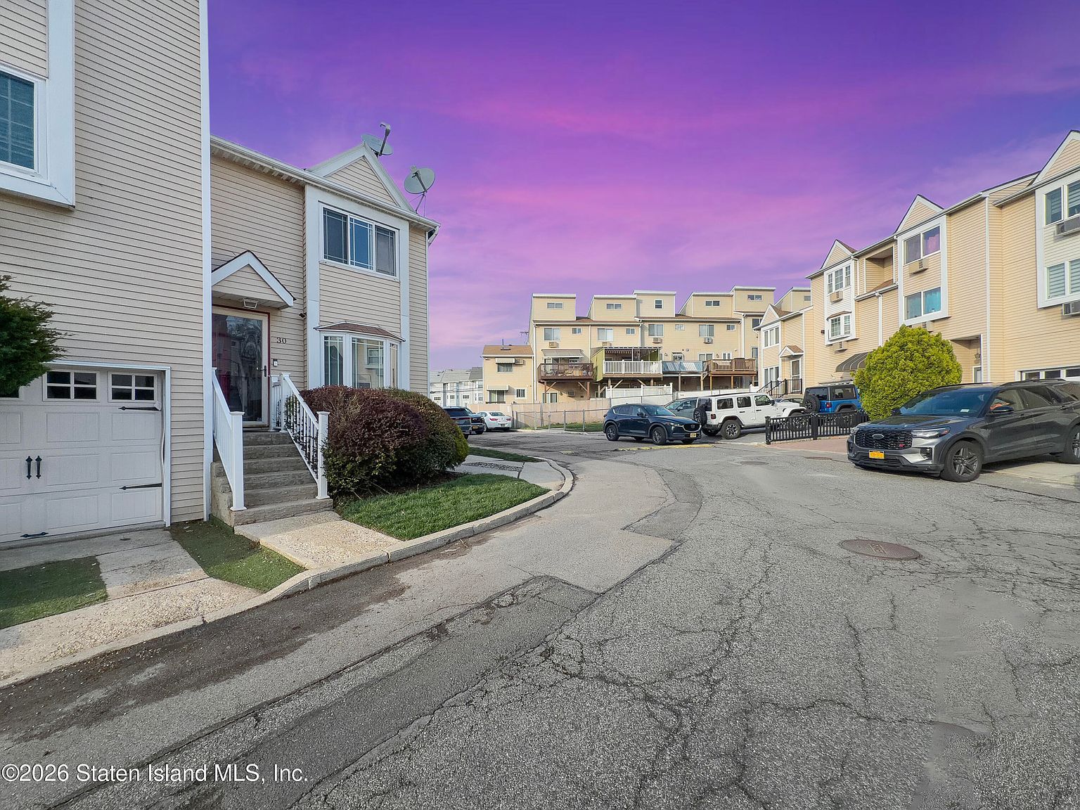 30 Northport Ln Staten Island, NY 10314 - Thumbnail 3