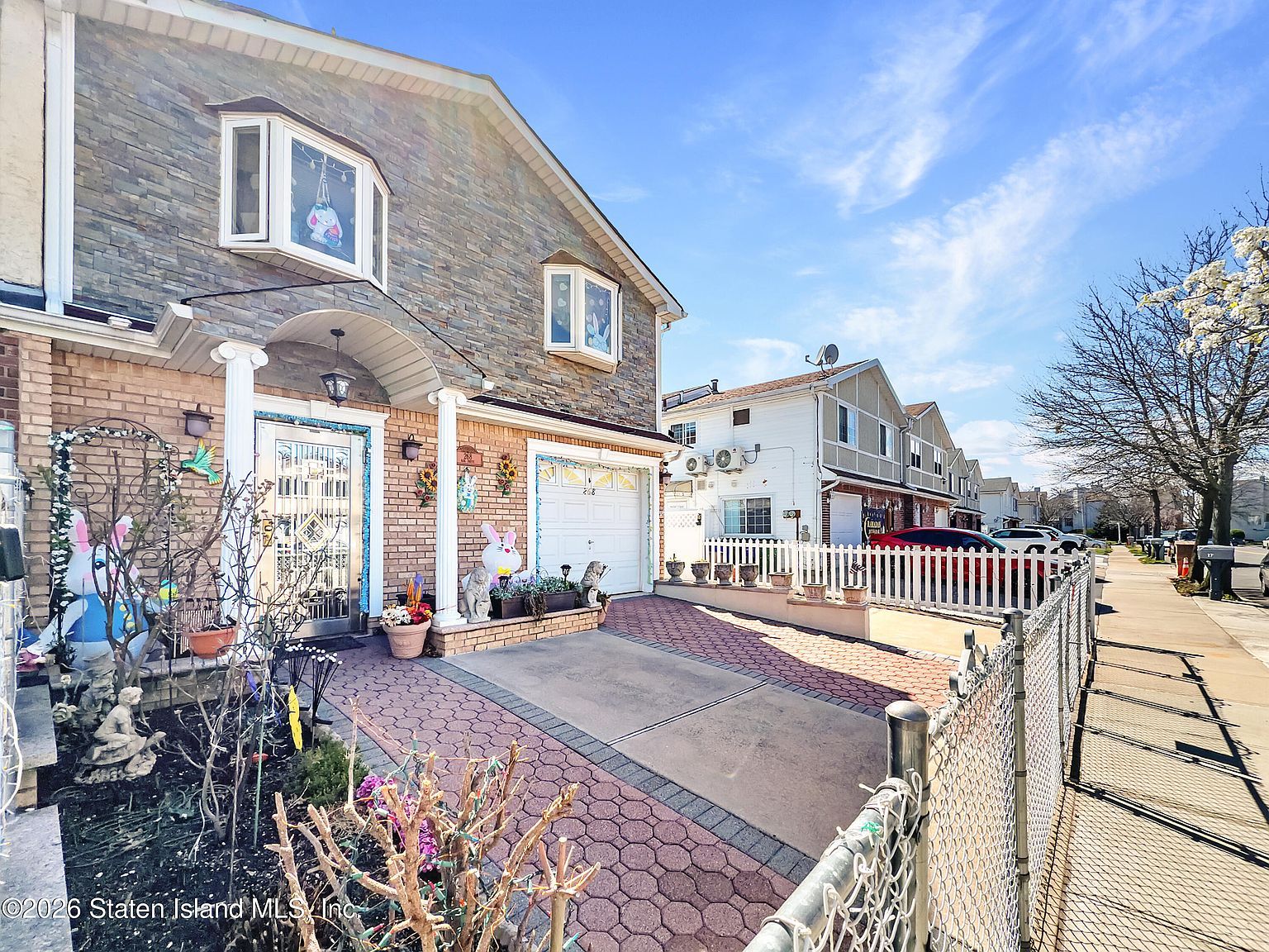 268 Ada Dr Staten Island, NY 10314 - Thumbnail 3