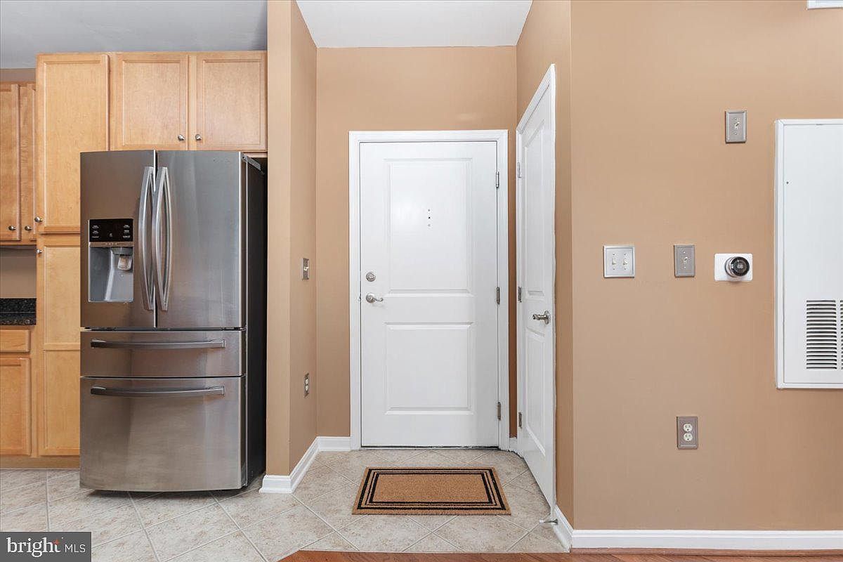 2655 Prosperity Ave APT 102 Fairfax, VA 22031 - Thumbnail 3