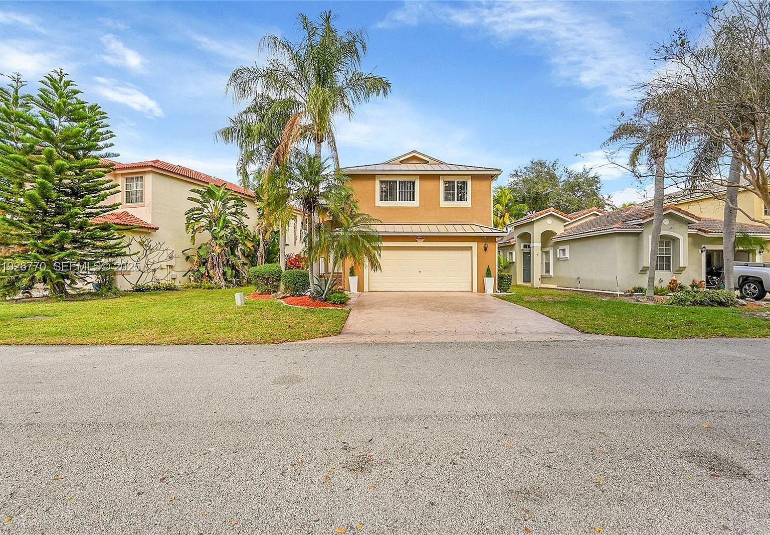 4941 Pelican St Coconut Creek, FL 33073 - Thumbnail 3