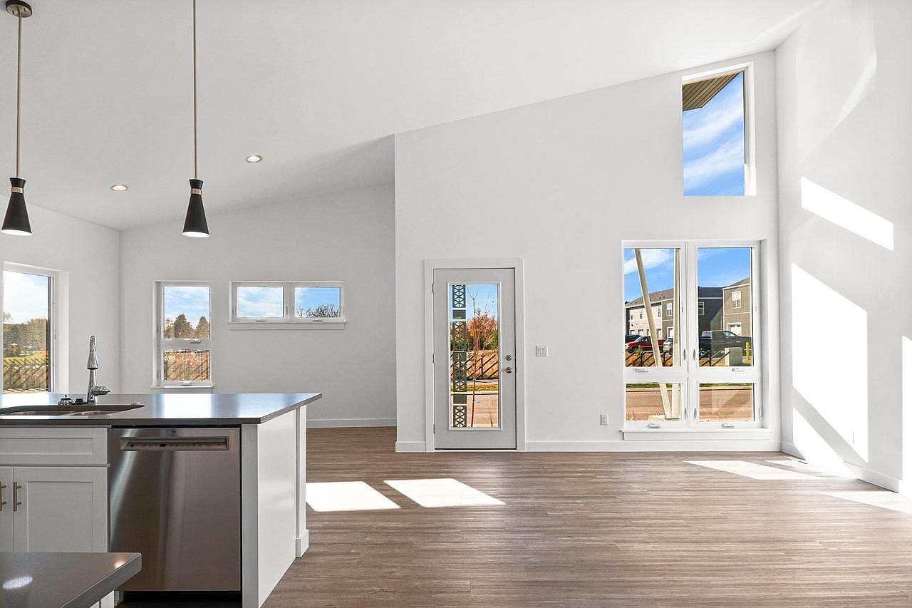 104 Boneset Ave Poynette, WI 53955 - Thumbnail 3