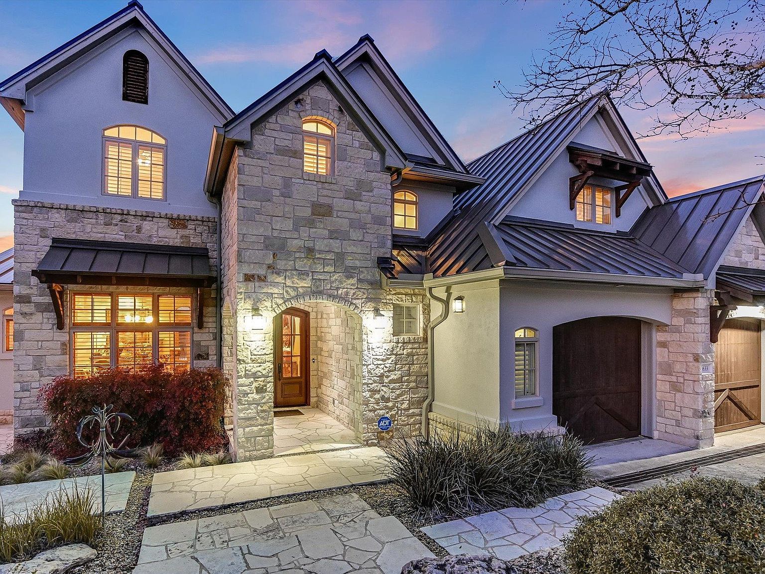 633 Wesley Ridge Dr Spicewood, TX 78669 - Thumbnail 3