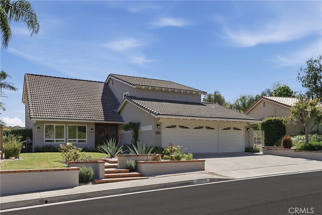 26982 Safiro Mission Viejo, CA 92691 - Thumbnail 3